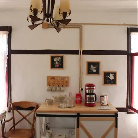Maison Arzu & Mebrure Tatil Evi İmroz