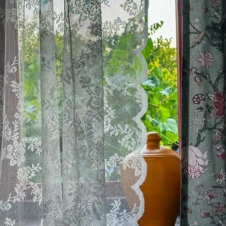 Maison Arzu & Mebrure 펜션 İmroz